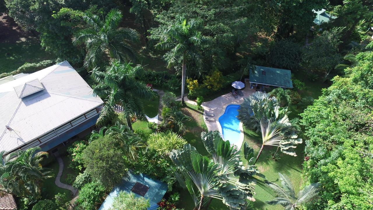 Playa Negra Guesthouse カウイータ エクステリア 写真